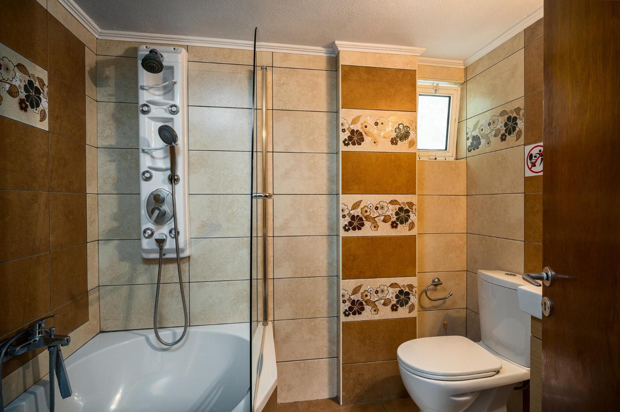 Agaloula Centrally Located Apartments, Lakka Zewnętrze zdjęcie