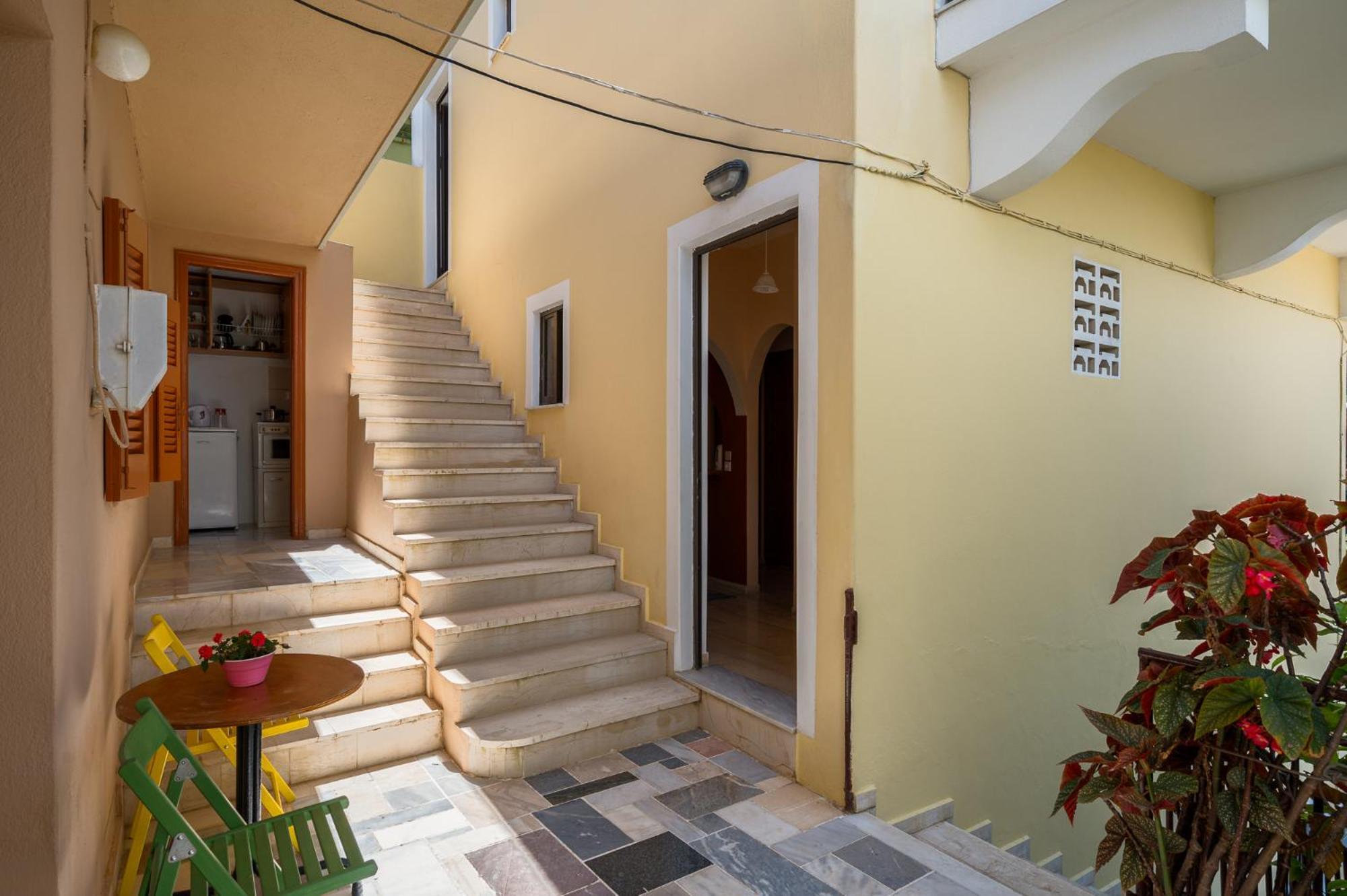 Agaloula Centrally Located Apartments, Lakka Zewnętrze zdjęcie